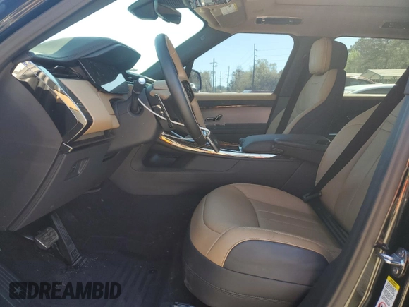 2024 Land Rover Range Rover Sport Dynamic SE with VIN SAL1L9FU9RA183859, listed as a Copart auction lot 49987995 with 6,779 mi miles and Clean Title. Bid and sale history available at DreamBid. Image 7.