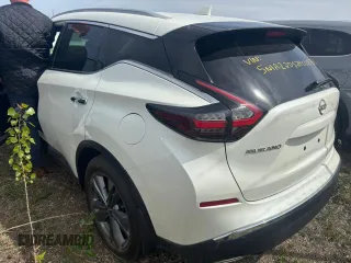 2023 Nissan Murano Platinum z VIN 5N1AZ2DS2PC108383, wystawiony jako Copart lot #54561335 z przebiegiem Nie podano mil oraz Czysty tytuł • Clean title. Historia ofert i sprzedaży dostępna na DreamBid. Obrazek 2.