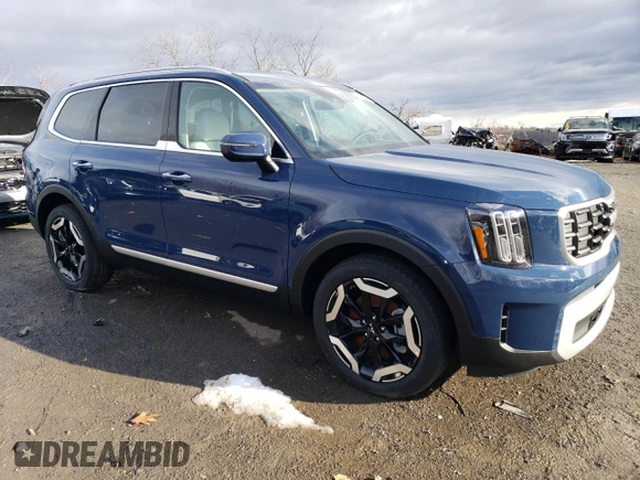 2025 Kia Telluride S with VIN 5XYP64GC4SG571265, listed as a Copart auction lot 83986074 with 9 mi miles and Salvage Title. Bid and sale history available at DreamBid. Image 4.