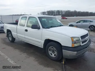 2003 Chevrolet Silverado 1500 Work Truck with VIN 2GCEC19XX31120402, listed as a IAAI auction lot 41638819 with 186,034 mi miles. Bid and sale history available at carsss.com. Image 1.