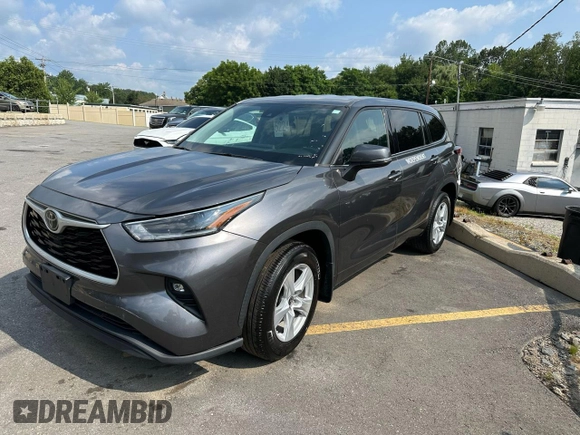 2021 Toyota Highlander L z VIN 5TDBZRBHXMS545583, wystawiony jako Copart lot #65928105 z przebiegiem 143 121 mil mil oraz Czysty tytuł • Clean title. Historia ofert i sprzedaży dostępna na DreamBid. Obrazek 1.