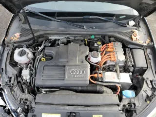 2016 Audi A3 e-tron Premium with VIN WAUUPBFFXGA124282, listed as a Copart auction lot 85715104 with 91,191 mi miles and Salvage Title. Bid and sale history available at carsss.com. Image 11.