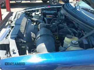 2008 Ford F-150 XL с VIN 1FTRF12238KB23009, выставлен на аукционе IAAI как лот 42843643 с пробегом 225 961 миль миль и . История ставок и продаж доступна на DreamBid. Изображение 18.