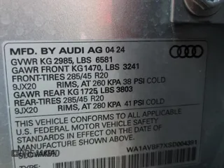 2025 Audi Q7 with VIN WA1AVBF7XSD004391, listed as a Copart auction lot 77033584 with 1,313 mi miles and Non repairable. Bid and sale history available at DreamBid. Image 14.
