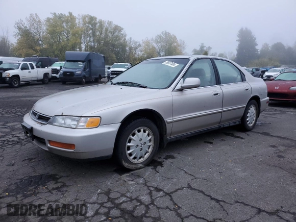 1996 Honda Accord EX with VIN 1HGCD5667TA197002, listed as a Copart auction lot 76937404 with 267,287 mi miles and Clean Title. Bid and sale history available at carsss.com. Image 1.