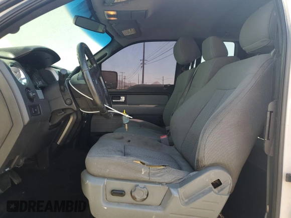 2013 Ford F-150 XL с VIN 1FTFX1CF4DFB45542, выставлен на аукционе Copart как лот 66736905 с пробегом 239 949 миль миль и Списание • Salvage title. История ставок и продаж доступна на DreamBid. Изображение 7.