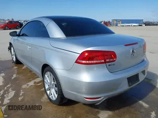 2012 Volkswagen Eos Komfort with VIN WVWBW7AH5CV005738, listed as a IAAI auction lot 41619744 with 131,340 mi miles and . Bid and sale history available at DreamBid. Image 3.