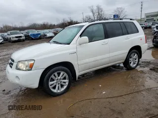 2007 Toyota Highlander Hybrid w/3rd Row with VIN JTEEW21A070045551, listed as a Copart auction lot 48298355 with 238,833 mi miles and Salvage Title. Bid and sale history available at carsss.com. Image 1.