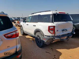 2024 Ford Bronco Sport Big Bend z VIN 3FMCR9B65RRE26624, wystawiony jako Copart lot #56880665 z przebiegiem 41 711 mil mil oraz Szkoda całkowita • Salvage title. Historia ofert i sprzedaży dostępna na DreamBid. Obrazek 2.