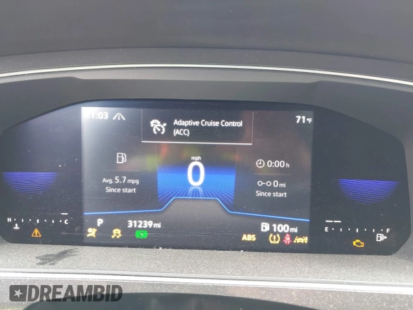 2022 Volkswagen Tiguan SE z VIN 3VV2B7AX4NM093585, wystawiony jako IAAI lot #42267105 z przebiegiem 31 239 mil mil oraz . Historia ofert i sprzedaży dostępna na DreamBid. Obrazek 7.