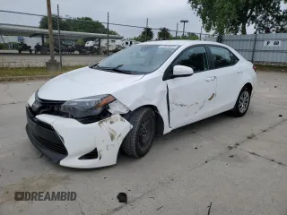2019 Toyota Corolla L z VIN 2T1BURHE2KC149004, wystawiony jako Copart lot #53626495 z przebiegiem 82 957 mil mil oraz Szkoda całkowita • Salvage title. Historia ofert i sprzedaży dostępna na DreamBid. Obrazek 1.