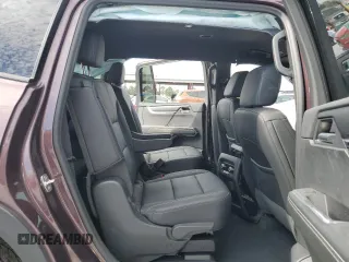 2024 GMC Acadia AWD Elevation z VIN 1GKENNKS9RJ167455, wystawiony jako Copart lot #87422314 z przebiegiem 14 412 mil mil oraz Nie do naprawy • Non repairable. Historia ofert i sprzedaży dostępna na DreamBid. Obrazek 12.