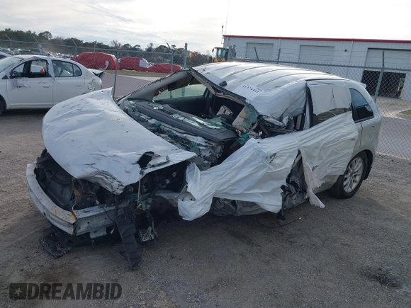 2010 Ford Edge SEL with VIN 2FMDK3JC3ABA11690, listed as a IAAI auction lot 41374441 with Not Provided miles. Bid and sale history available at carsss.com. Image 2.