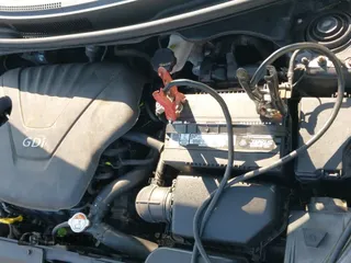 2013 Hyundai Veloster w/Black Int z VIN KMHTC6AD2DU162618, wystawiony jako IAAI lot #43141182 z przebiegiem 153 920 mil mil oraz . Historia ofert i sprzedaży dostępna na DreamBid. Obrazek 12.