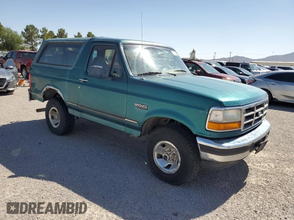 1996 Ford Bronco XL with VIN 1FMEU15N4TLB84331, listed as a Copart auction lot 55642465 with 204,915 mi miles and Clean Title. Bid and sale history available at carsss.com. Image 4.