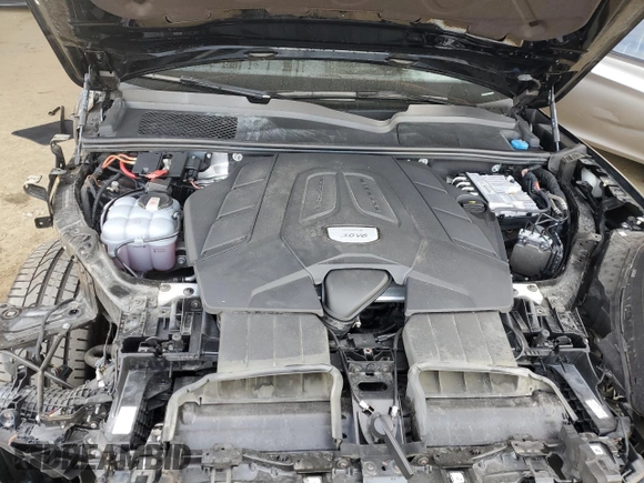 2023 Porsche Cayenne with VIN WP1AA2AY1PDA04206, listed as a Copart auction lot 44981675 with Not provided miles and Salvage title. Bid and sale history available at DreamBid. Image 12.