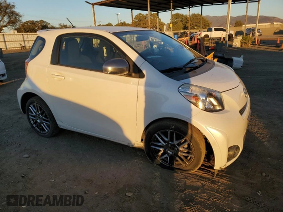 2015 Scion iQ with VIN JTNJJXB09FJ030846, listed as a Copart auction lot 88353405 with 72,208 mi miles and Salvage Title. Bid and sale history available at carsss.com. Image 4.