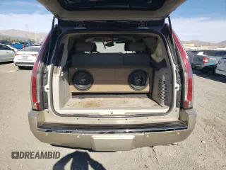 2009 Chevrolet Tahoe LTZ z VIN 1GNFC33039R211675, wystawiony jako Copart lot #81432314 z przebiegiem 189 499 mil mil oraz Szkoda całkowita • Salvage title. Historia ofert i sprzedaży dostępna na DreamBid. Obrazek 6.