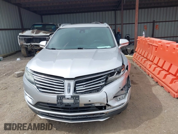 2015 Lincoln MKC with VIN 5LMTJ2AH8FUJ23341, listed as a IAAI auction lot 41828159 with 103,562 mi miles. Bid and sale history available at carsss.com. Image 13.