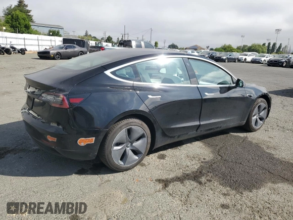 2020 Tesla Model 3 Standard Range Plus z VIN 5YJ3E1EA9LF606716, wystawiony jako Copart lot #52807955 z przebiegiem 40 393 mil mil oraz Szkoda całkowita • Salvage title. Historia ofert i sprzedaży dostępna na DreamBid. Obrazek 3.