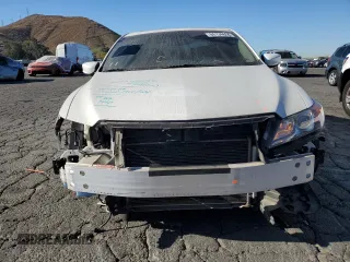 2014 Acura ILX Hybrid Technology z VIN 19VDE3F72EE300185, wystawiony jako Copart lot #86134694 z przebiegiem 142 208 mil mil oraz Szkoda całkowita • Salvage title. Historia ofert i sprzedaży dostępna na DreamBid. Obrazek 5.
