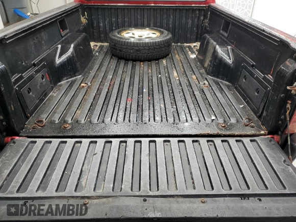 2008 Toyota Tacoma z VIN 5TENX22N68Z493183, wystawiony jako Copart lot #56696395 z przebiegiem 170 249 mil mil oraz Czysty tytuł • Clean title. Historia ofert i sprzedaży dostępna na DreamBid. Obrazek 10.