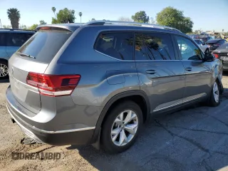 2018 Volkswagen Atlas SEL with VIN 1V2ER2CA5JC546559, listed as a Copart auction lot 47027515 with 43,524 mi miles and Salvage title. Bid and sale history available at DreamBid. Image 3.