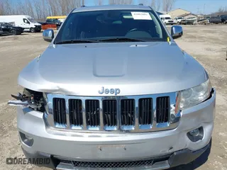 2011 Jeep Grand Cherokee Limited with VIN 1J4RR5GT9BC510322, listed as a IAAI auction lot 42003802 with 211,684 mi miles. Bid and sale history available at carsss.com. Image 6.