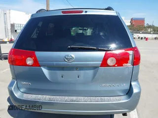 2010 Toyota Sienna CE with VIN 5TDKK4CCXAS332266, listed as a IAAI auction lot 41809577 with 217,051 mi miles. Bid and sale history available at carsss.com. Image 17.