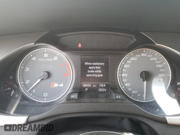 2011 Audi S4 Premium z VIN WAUFGCFL4BA006595, wystawiony jako Copart lot #60572825 z przebiegiem 198 434 mil mil oraz Szkoda całkowita • Salvage title. Historia ofert i sprzedaży dostępna na DreamBid. Obrazek 9.