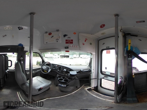 2006 Ford Econoline Cargo with VIN 1FTSS34L06DB34758, listed as a IAAI auction lot 42610913 with 108,041 mi miles and . Bid and sale history available at DreamBid. Image 18.