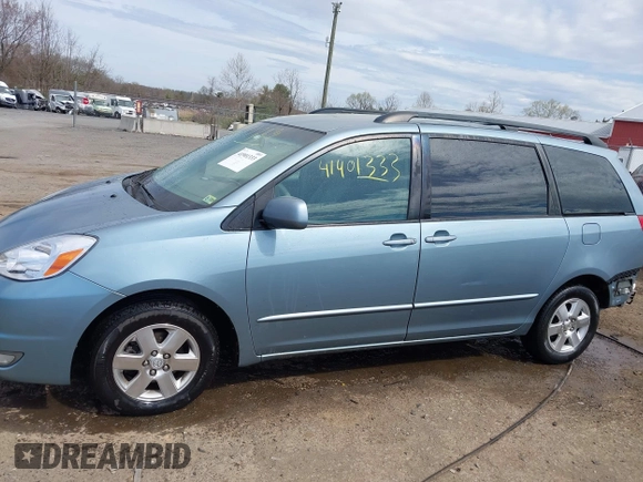 2005 Toyota Sienna XLE with VIN 5TDZA22C15S236748, listed as a IAAI auction lot 41901333 with 254,436 mi miles. Bid and sale history available at carsss.com. Image 14.