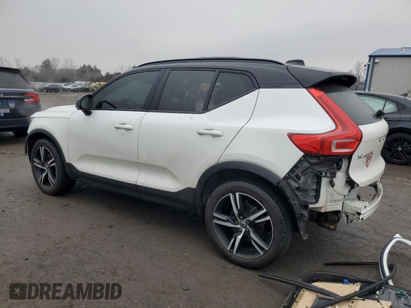 2019 Volvo XC40 R-Design z VIN YV4AC2HMXK2068129, wystawiony jako Copart lot #43337635 z przebiegiem 88 227 mil mil oraz Szkoda całkowita • Salvage title. Historia ofert i sprzedaży dostępna na DreamBid. Obrazek 2.