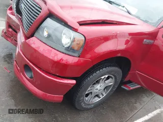 2007 Ford F-150 XLT z VIN 1FTPW12V27KA45872, wystawiony jako IAAI lot #41922758 z przebiegiem 92 213 mil mil oraz . Historia ofert i sprzedaży dostępna na DreamBid. Obrazek 18.