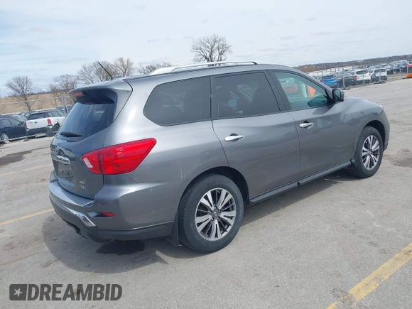 2017 Nissan Pathfinder SL with VIN 5N1DR2MM0HC639453, listed as a IAAI auction lot 41962009 with 156,776 mi miles. Bid and sale history available at carsss.com. Image 4.