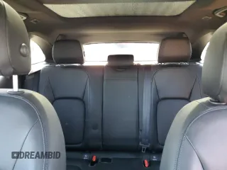 2018 Jaguar F-Pace 25t Premium with VIN SADCJ2FX0JA255130, listed as a Copart auction lot 63700125 with 68,931 mi miles and Clean title. Bid and sale history available at DreamBid. Image 10.
