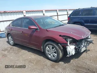 2012 Nissan Altima S z VIN 1N4AL2AP9CN443764, wystawiony jako IAAI lot #42504352 z przebiegiem 211 934 mil mil oraz . Historia ofert i sprzedaży dostępna na DreamBid. Obrazek 1.
