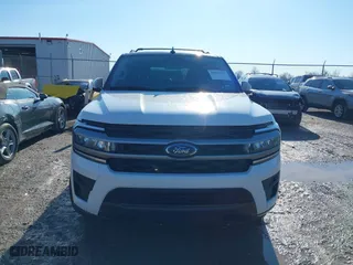 2023 Ford Expedition XLT with VIN 1FMJU1J80PEA44656, listed as a IAAI auction lot 41643672 with 31,890 mi miles. Bid and sale history available at carsss.com. Image 12.