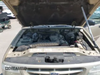 2000 Ford Explorer XLS с VIN 1FMZU72XXYZB77561, выставлен на аукционе IAAI как лот 42745623 с пробегом 193 118 миль миль и . История ставок и продаж доступна на DreamBid. Изображение 10.