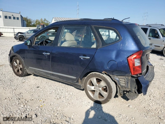 2007 Kia Rondo EX with VIN KNAFG526977061088, listed as a Copart auction lot 71687844 with 186,379 mi miles and Salvage Title. Bid and sale history available at carsss.com. Image 2.
