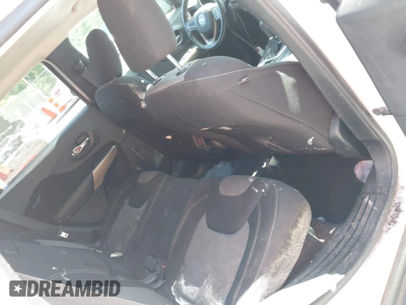 2018 Jeep Cherokee Latitude with VIN 1C4PJMCB2JD506794, listed as a IAAI auction lot 42206141 with 96,309 mi miles and . Bid and sale history available at DreamBid. Image 8.
