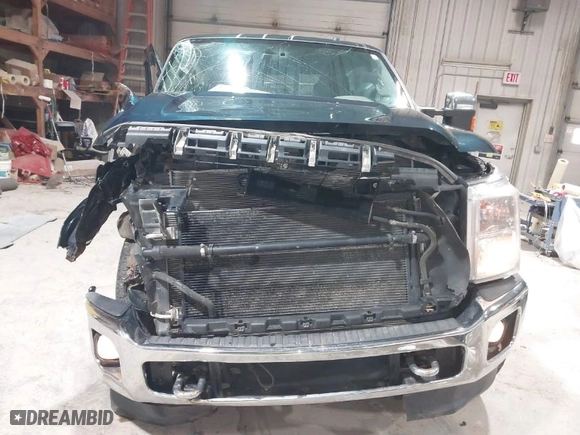 2012 Ford Super Duty F-250 SRW XL with VIN 1FT7W2BT9CED16634, listed as a IAAI auction lot 41854632 with 283,495 mi miles. Bid and sale history available at carsss.com. Image 6.