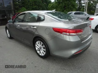 2017 Kia Optima EX with VIN 5XXGU4L39HG177348, listed as a Copart auction lot 60940355 with 28,500 mi miles and Clean title. Bid and sale history available at DreamBid. Image 3.
