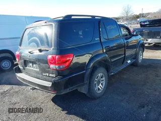 2005 Toyota Sequoia SR5 with VIN 5TDBT44A35S246264, listed as a IAAI auction lot 41558630 with 149,548 mi miles and . Bid and sale history available at DreamBid. Image 4.
