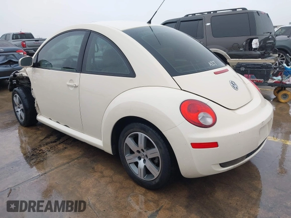 2006 Volkswagen Beetle with VIN 3VWRR31C66M423272, listed as a IAAI auction lot 41435736 with 133,042 mi miles and . Bid and sale history available at DreamBid. Image 3.
