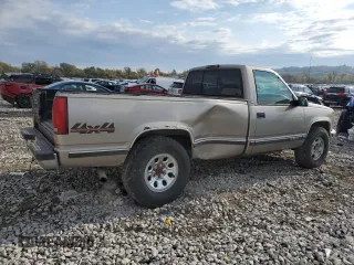 1998 Chevrolet Silverado 1500 with VIN 1GCEK14R9WZ155388, listed as a Copart auction lot 77624754 with 206,464 mi miles and Salvage Title. Bid and sale history available at DreamBid. Image 3.