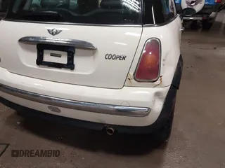 2004 MINI Hardtop with VIN WMWRC33404TC48963, listed as a IAAI auction lot 41661909 with 182,532 mi miles and . Bid and sale history available at DreamBid. Image 6.