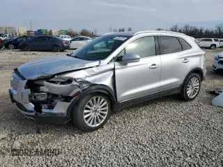 2019 Lincoln MKC Standard z VIN 5LMCJ1C92KUL23061, wystawiony jako Copart lot #47587275 z przebiegiem 123 869 mil mil oraz Szkoda całkowita • Salvage title. Historia ofert i sprzedaży dostępna na DreamBid. Obrazek 1.
