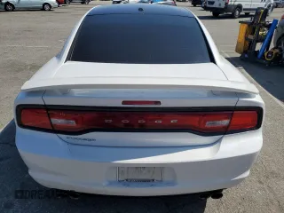 2013 Dodge Charger SE z VIN 2C3CDXBG3DH549962, wystawiony jako Copart lot #55110985 z przebiegiem 183 071 mil mil oraz Szkoda całkowita • Salvage title. Historia ofert i sprzedaży dostępna na DreamBid. Obrazek 6.