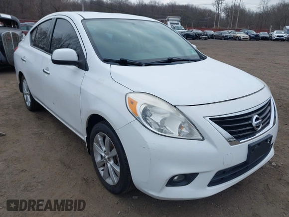 2014 Nissan Versa SV with VIN 3N1CN7AP6EL848965, listed as a IAAI auction lot 41810221 with 80,378 mi miles. Bid and sale history available at carsss.com. Image 6.